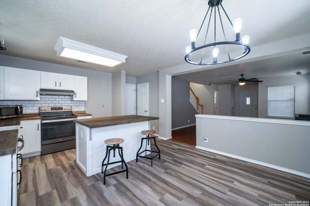 Building Photo - 16134 Branching Oaks