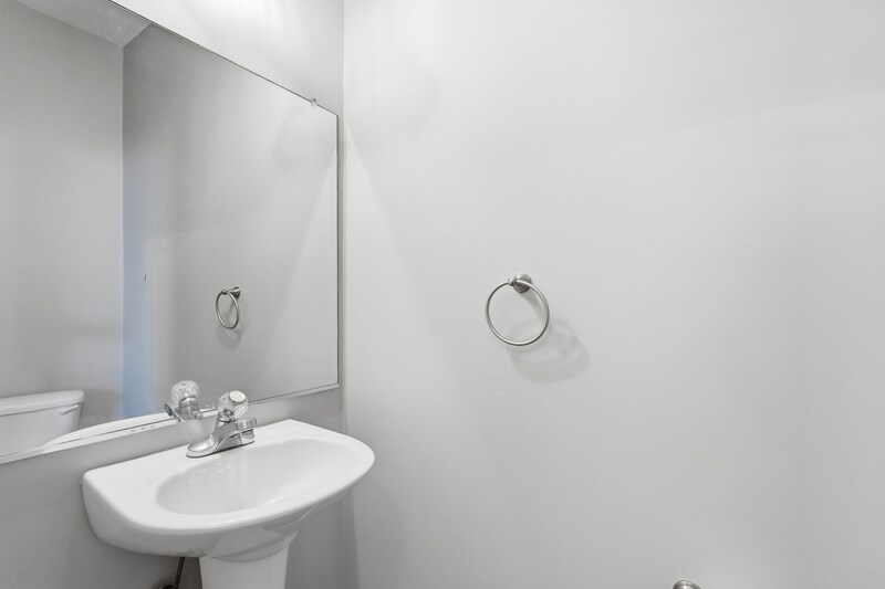 Building Photo - 1301 Waterview Way