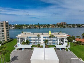 Building Photo - 770 Island Way