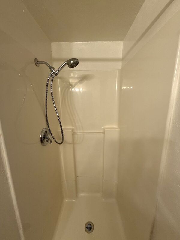 Building Photo - 1135 SE Salem Ave