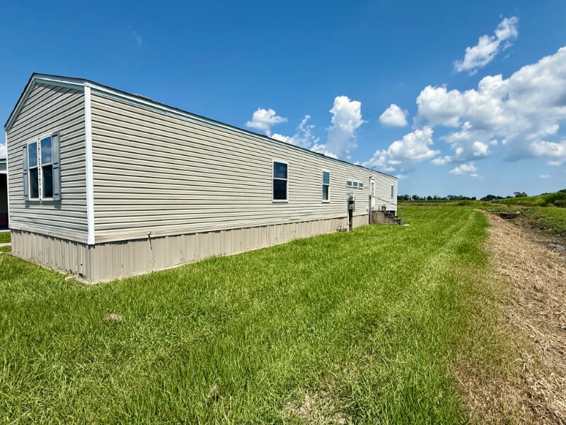 Building Photo - 172 Bently Dr