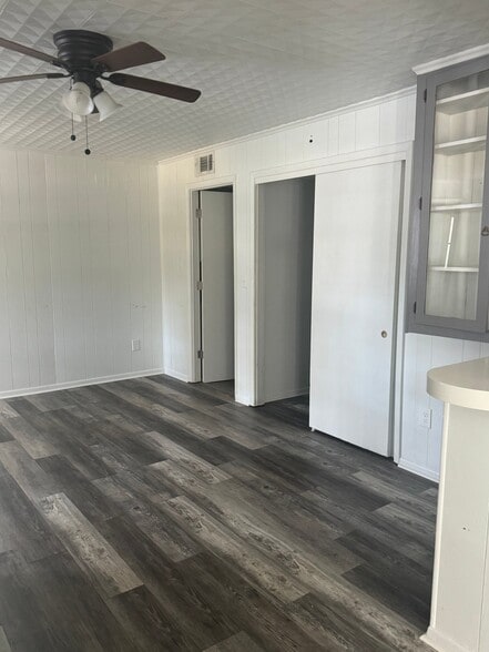 Building Photo - 308a Joseph St