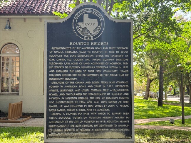 Building Photo - 1320 Heights Blvd