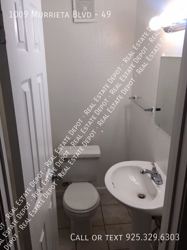 Building Photo - 1009 Murrieta Blvd