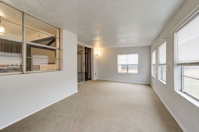 Building Photo - Welcome to your new home!