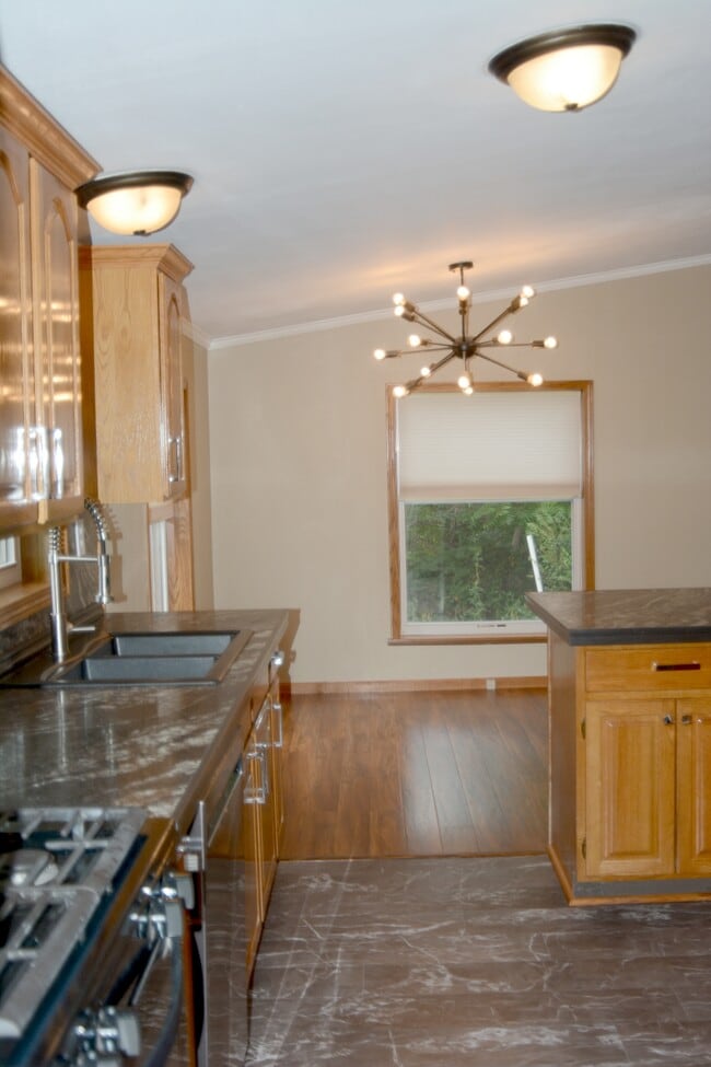 Building Photo - 2368 W 148th St S