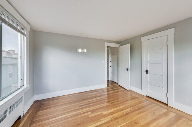 Building Photo - 2338 Channing Way