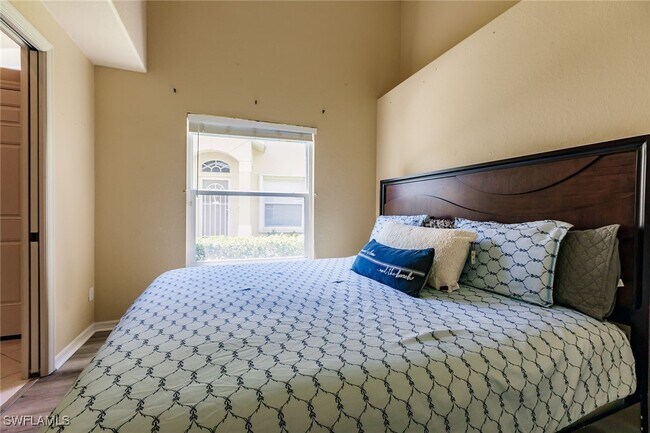 Building Photo - 8440 Ibis Cove Cir