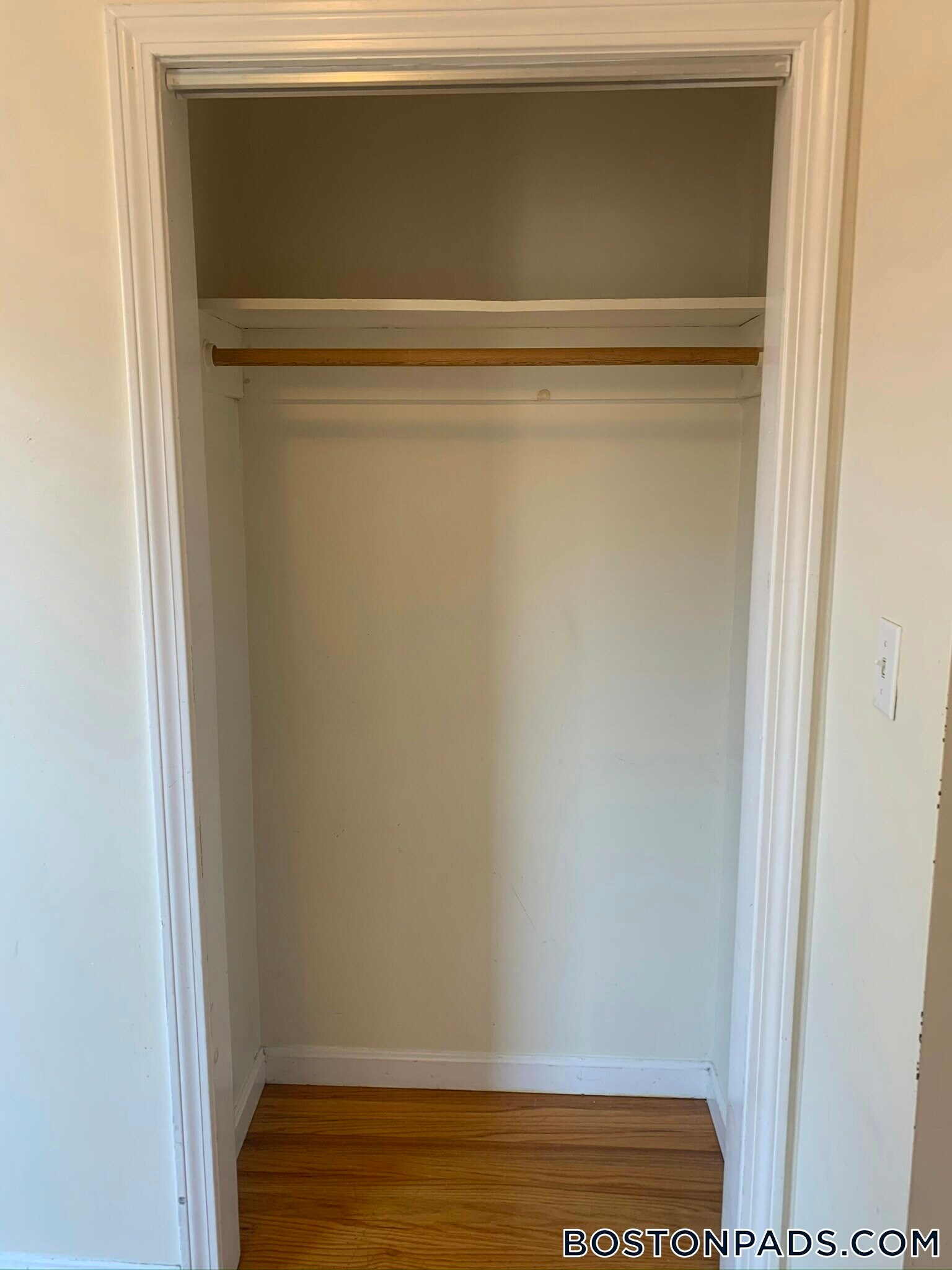 Building Photo - 10 Wait St