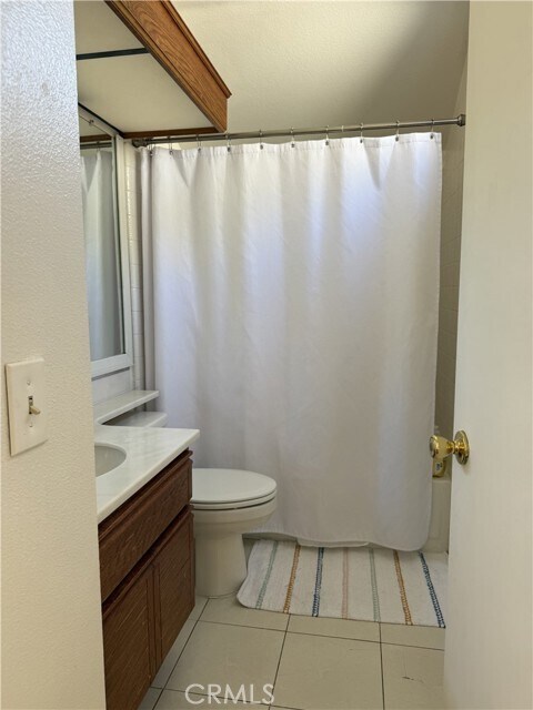 Building Photo - 49 Amberleaf