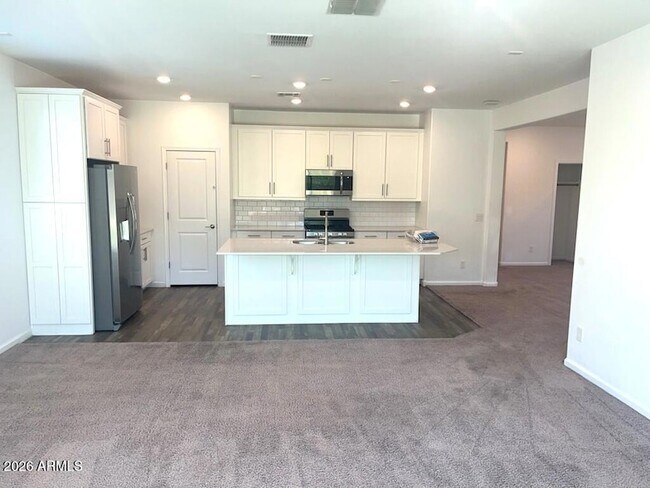 Building Photo - 9217 W Willow Bend Ln