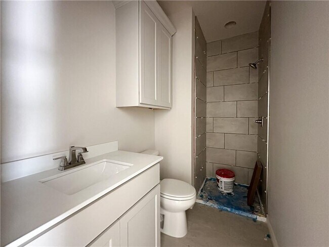 Building Photo - 4473 W Bronco Dr