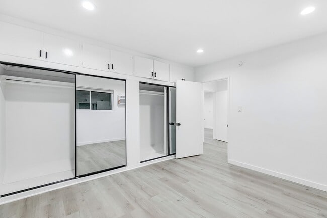 Building Photo - 1138 Cardiff Ave