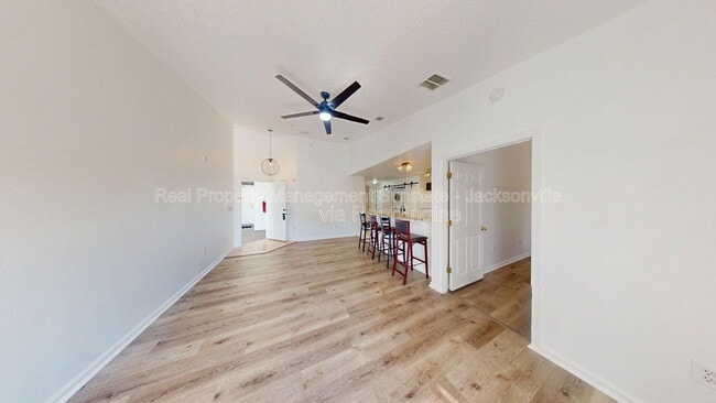 Building Photo - 7920 Merrill Rd