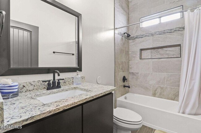 Building Photo - 12312 Desert Palms Ave