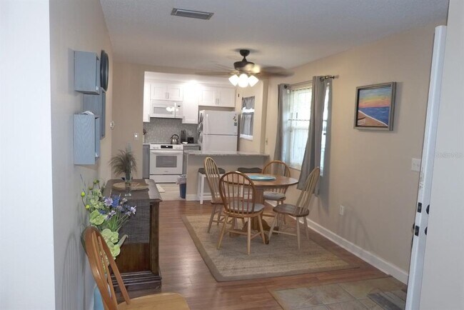 Building Photo - 2700 Bayshore Blvd