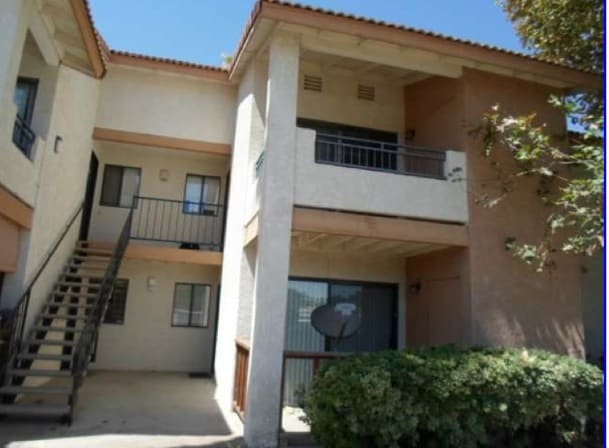 Building Photo - 78650 Avenue 42
