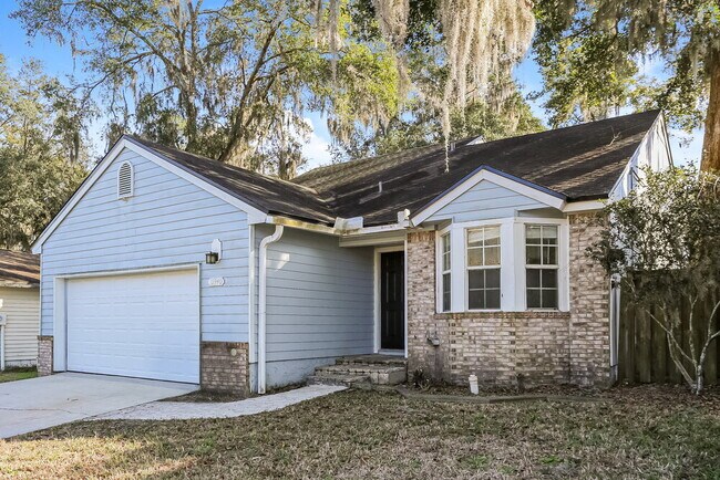 Building Photo - 11340 Trotting Horse Ln S