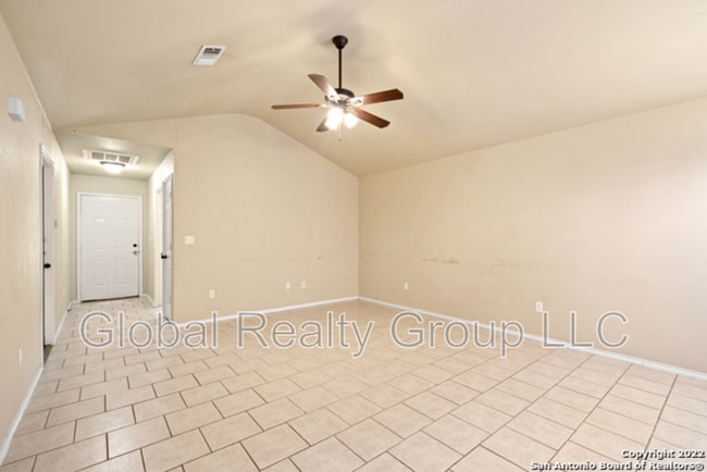 Building Photo - 280 Rosalie Dr