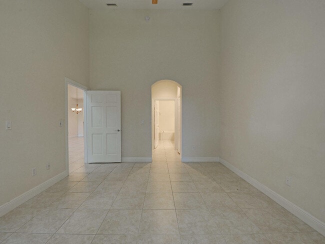 Building Photo - 1645 Baseline Ln