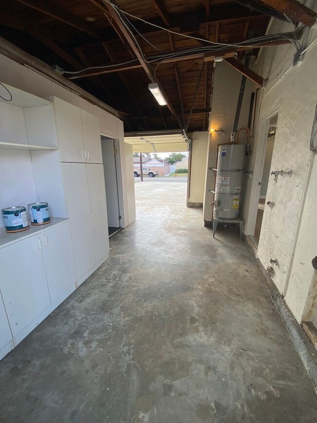 Building Photo - Updated 3 Bedroom Cypress House w/ Office ...