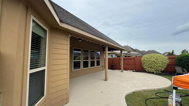 Building Photo - 9131 Basin Ridge Ln