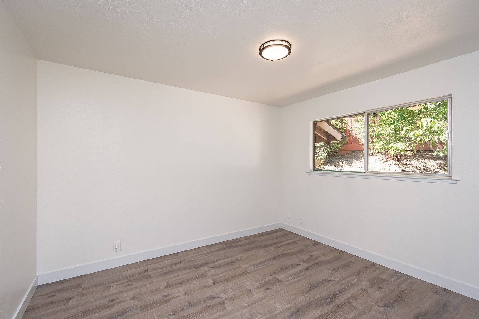Building Photo - 2689 Morrene Dr