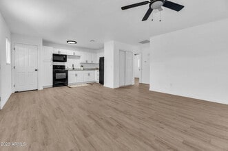 Building Photo - 1505 W McKinley St