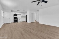 Building Photo - 1505 W McKinley St