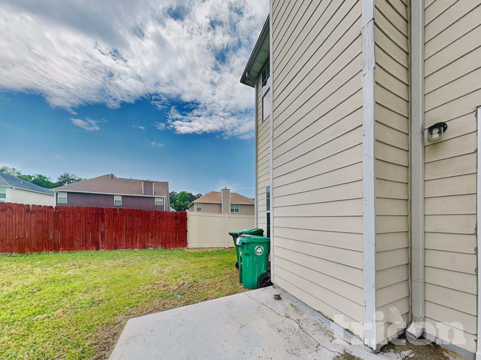 Building Photo - 7587 Poplar Falls St