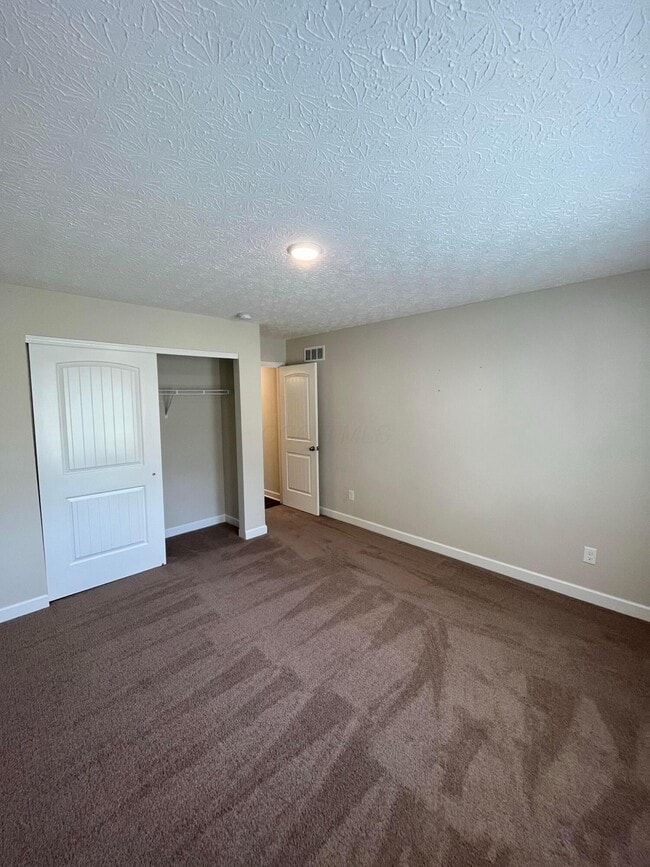 Building Photo - 17200 OH-739