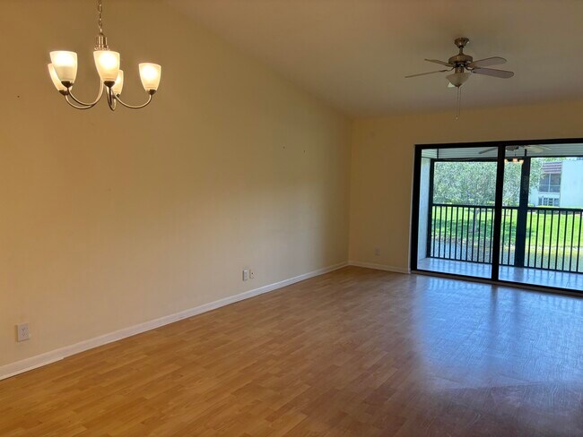 Building Photo - 2840 Casa Way