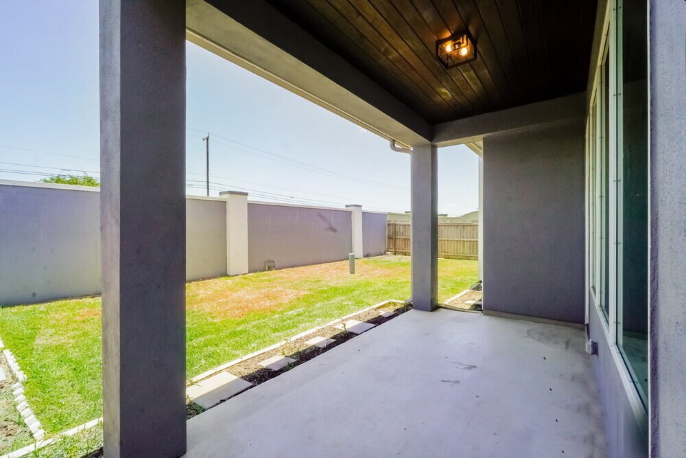 Building Photo - 3906 Bogie Way