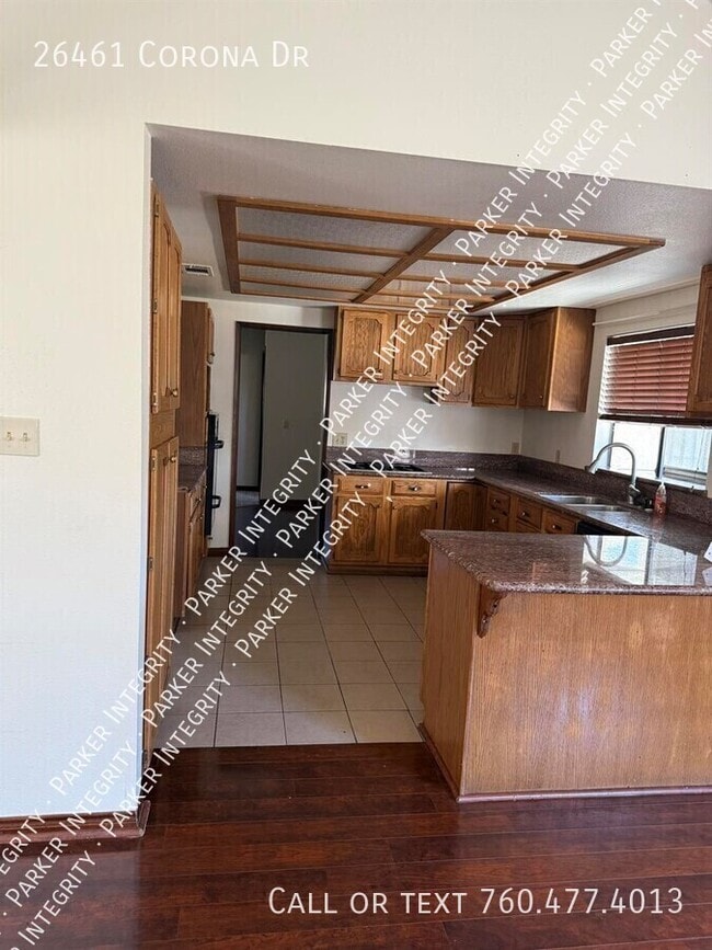 Building Photo - 26461 Corona Dr