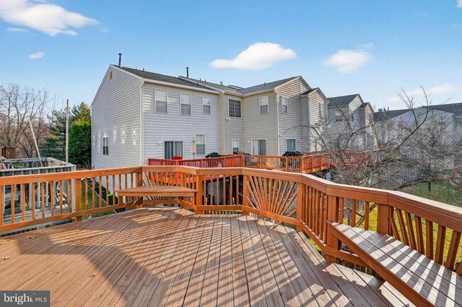 Building Photo - 7207 Solar Walk