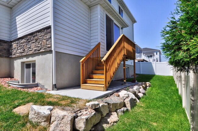Building Photo - 11497 S Alta Loma Ln