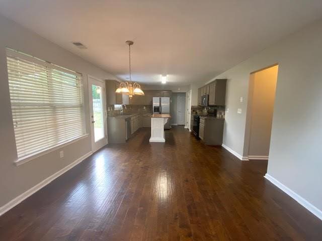 Building Photo - 418 Silverleaf Ln