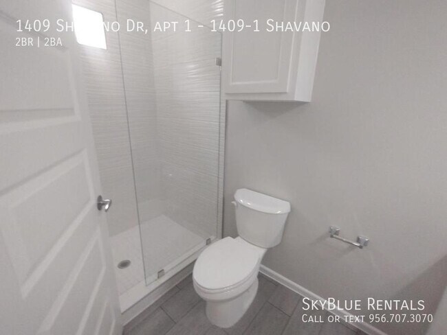 Building Photo - 1409 Shavano Dr