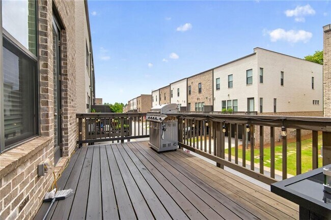 Building Photo - 1589 Aldworth Pl SE