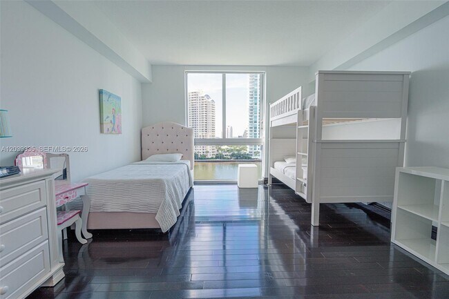 Building Photo - 335 S Biscayne Blvd