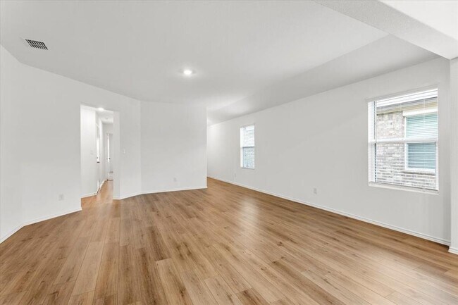 Building Photo - 487 Alamito Ave