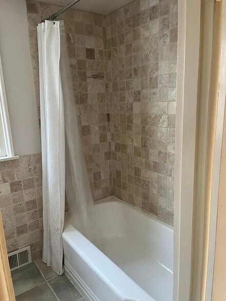 Building Photo - Charming Home in the Heart of Magnolia