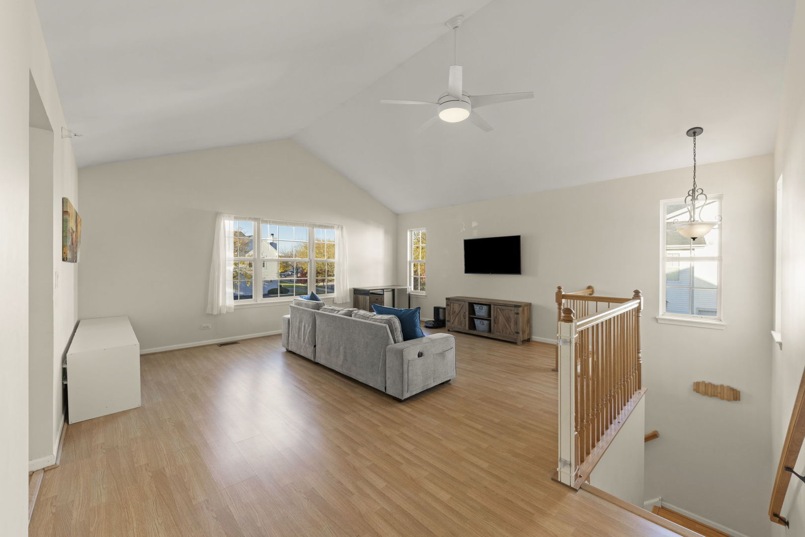 Building Photo - 2513 Dickens Dr