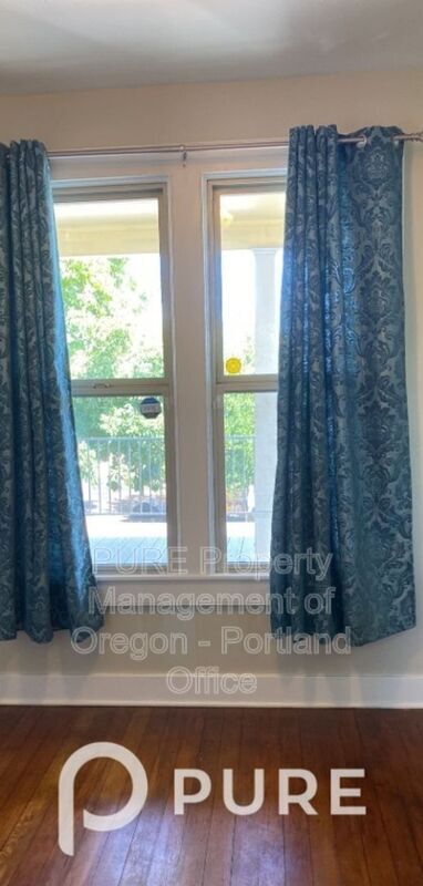 Building Photo - 22 S Meade St