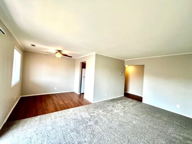 Building Photo - Modern 2-Bedroom Apartments in Crown Point, IN – Pet Friendly!