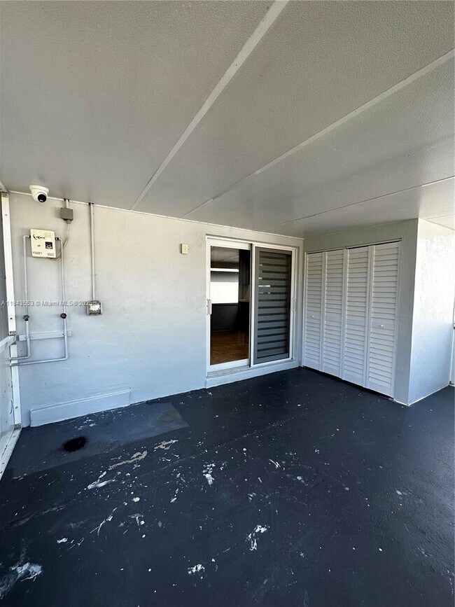 Building Photo - 18121 NW 32nd Ave