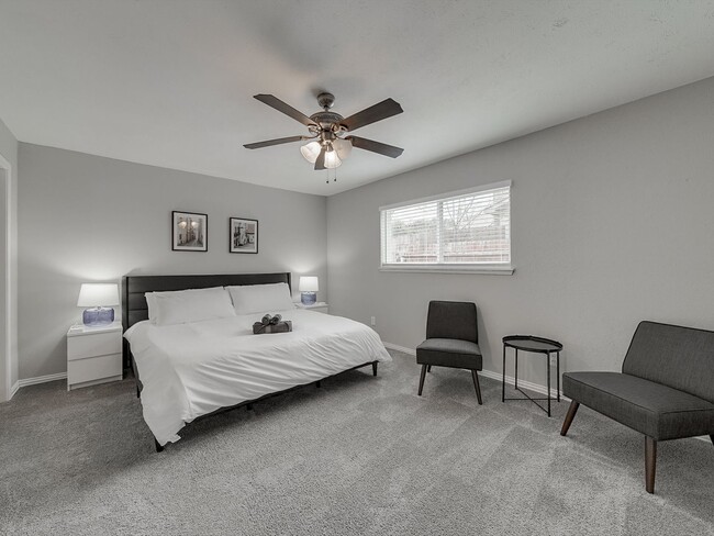 Building Photo - 2922 Clover Valley Dr