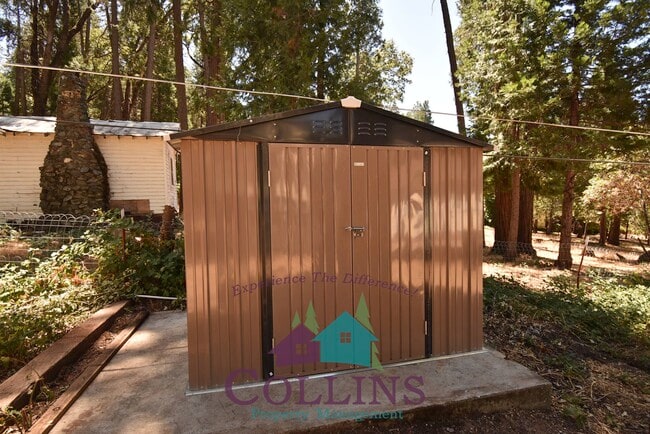 Building Photo - 11363 Cedar Ridge Dr