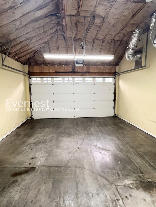 Building Photo - 109 Mayfair Rd