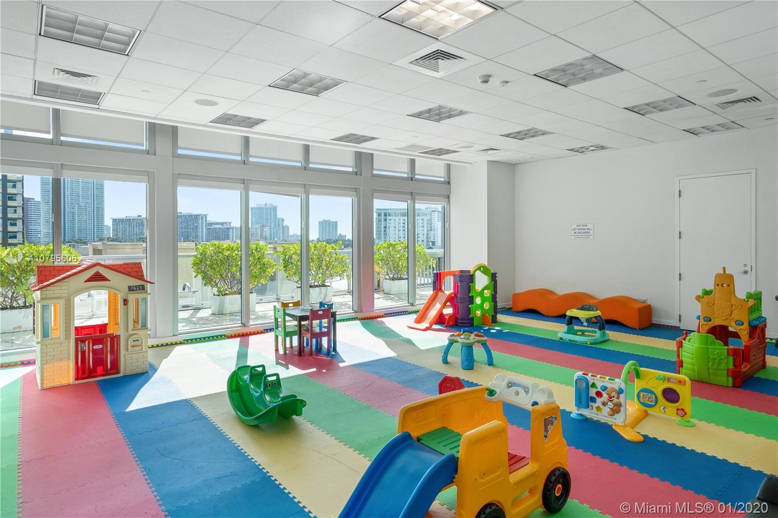 Building Photo - 79 SW 12th St